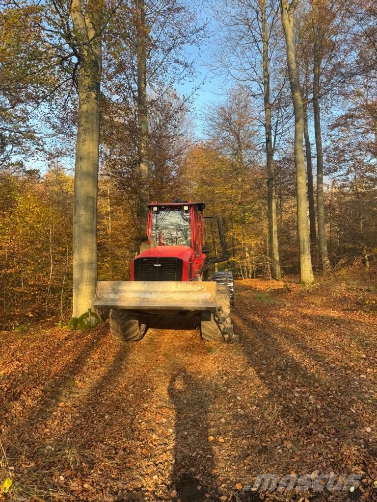 Komatsu 875 Lesné traktory
