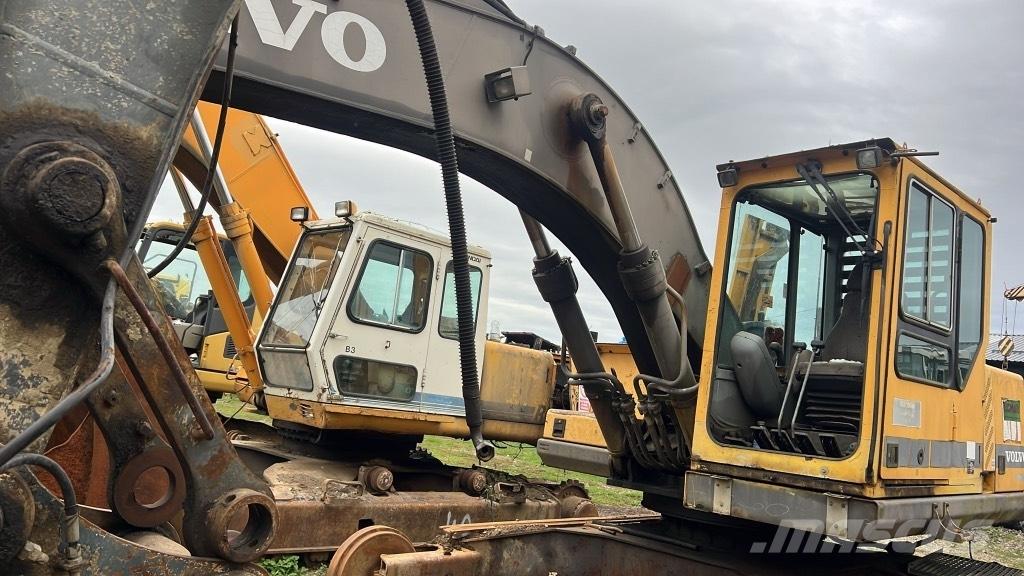 Volvo 280 Motory