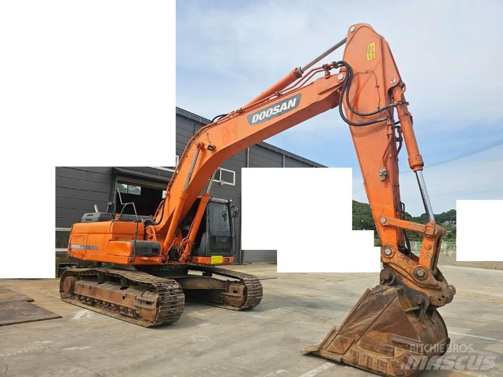 Doosan DX 300 LC-3 Pásové rýpadlá