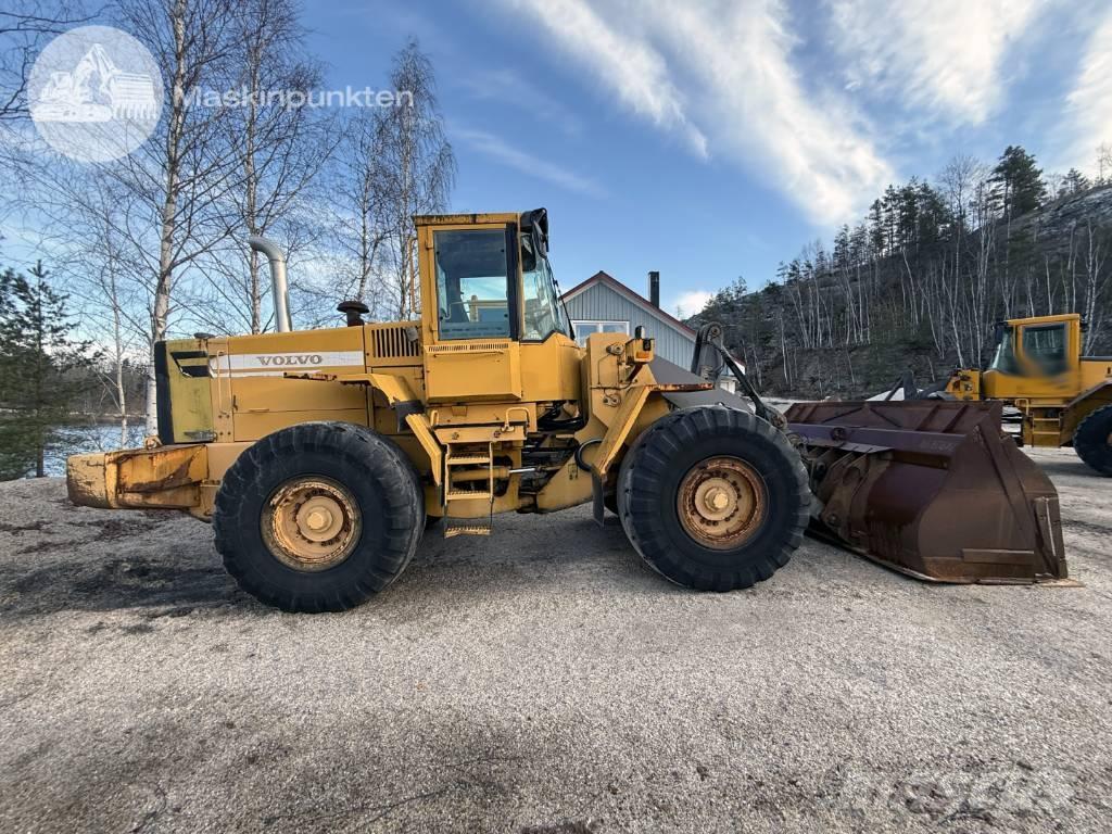 Volvo L 120 C Kolesové nakladače