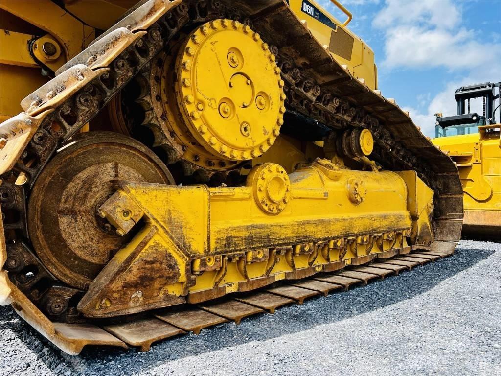 CAT D 6 N XL Pásové dozéry