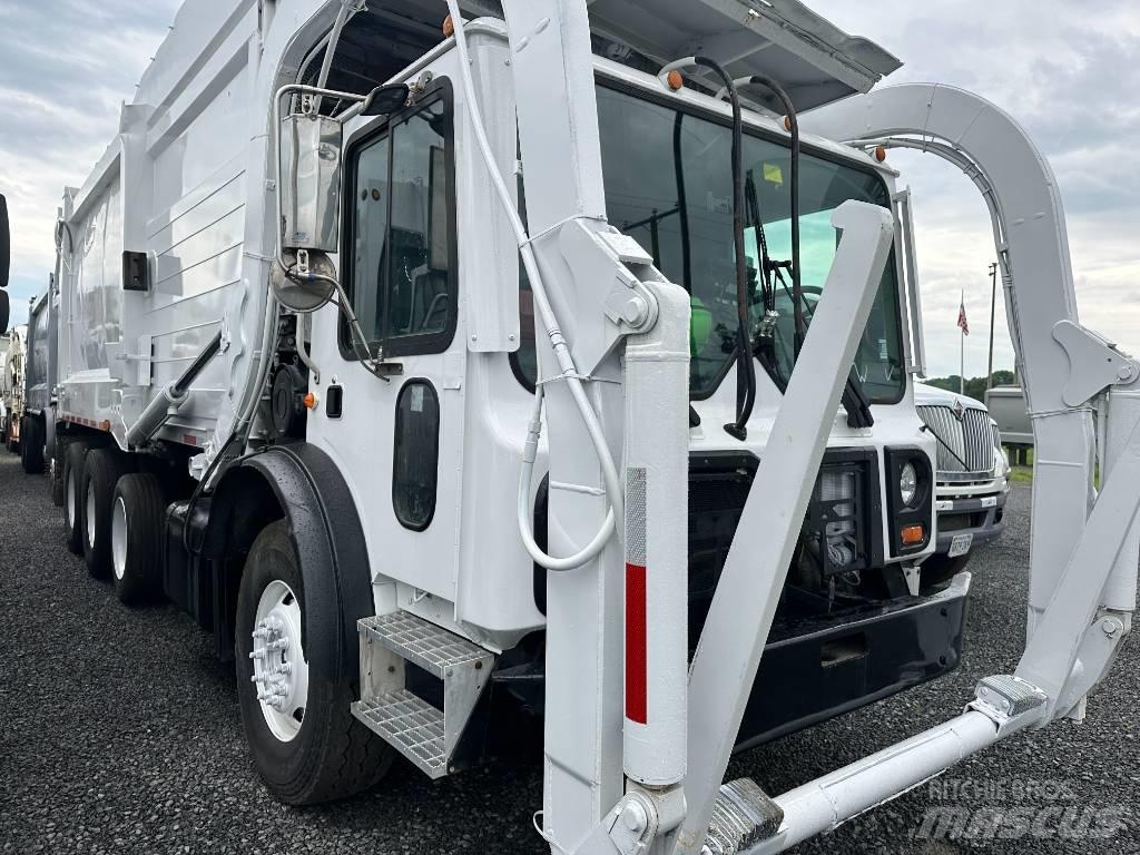 Mack MRU613 Smetiarske vozidlá
