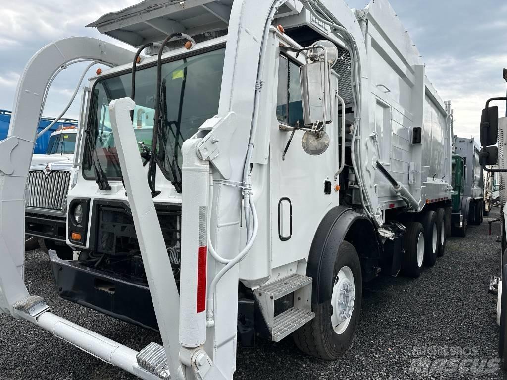 Mack MRU613 Smetiarske vozidlá