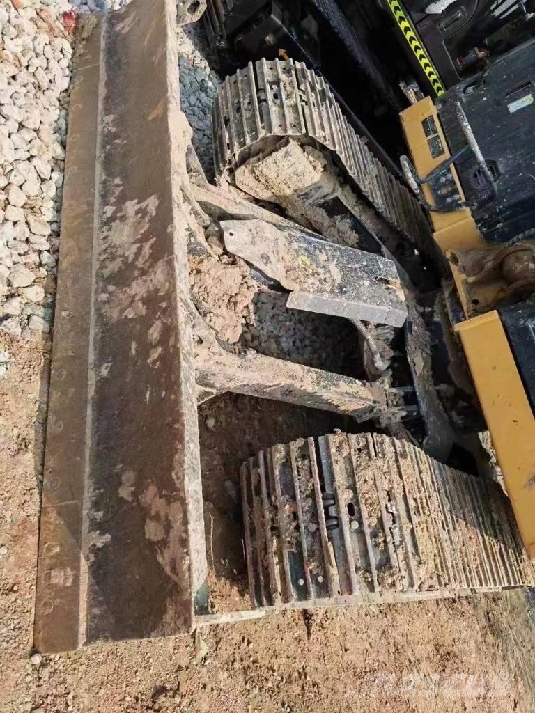 CAT 307E Pásové rýpadlá