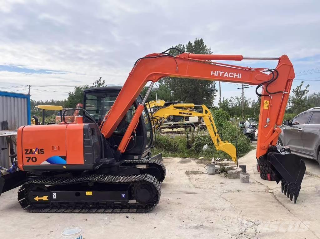 Hitachi ZX 70 Midi rýpadlá 7 t - 12 t