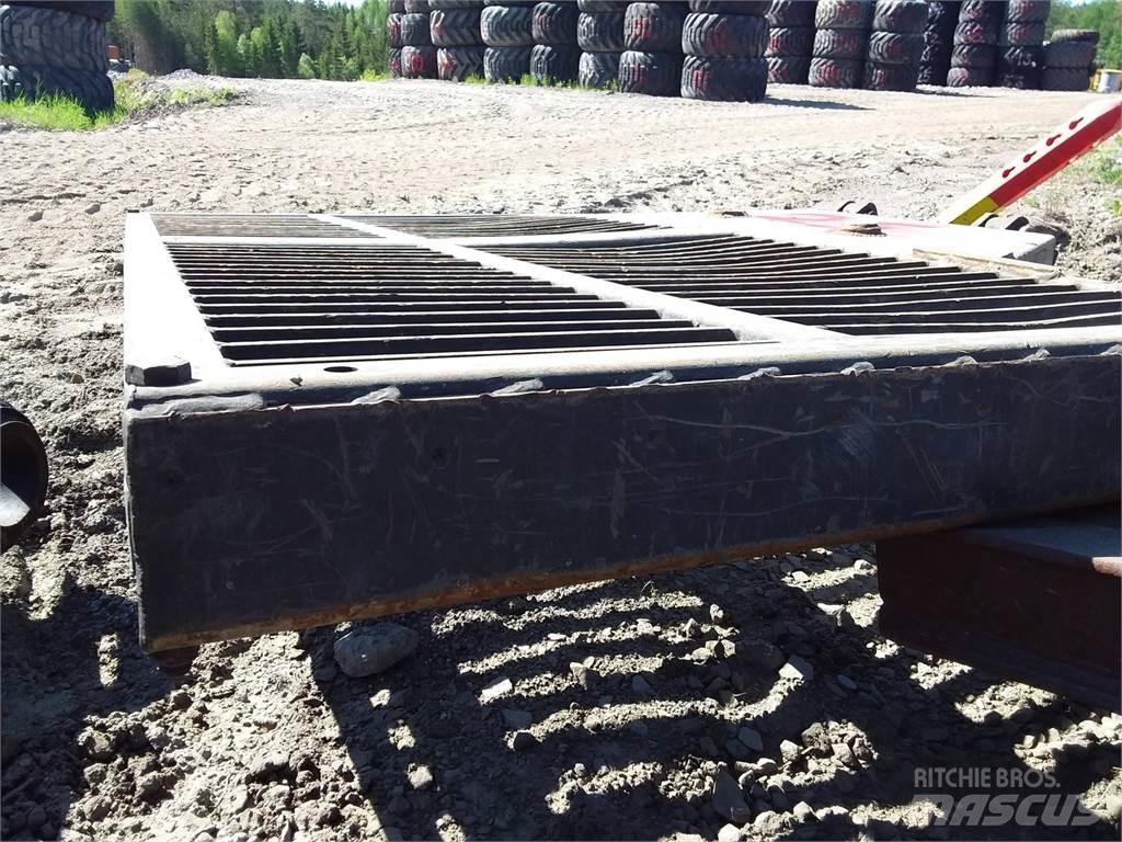 Valmet 840.3 Ďalšie komponenty