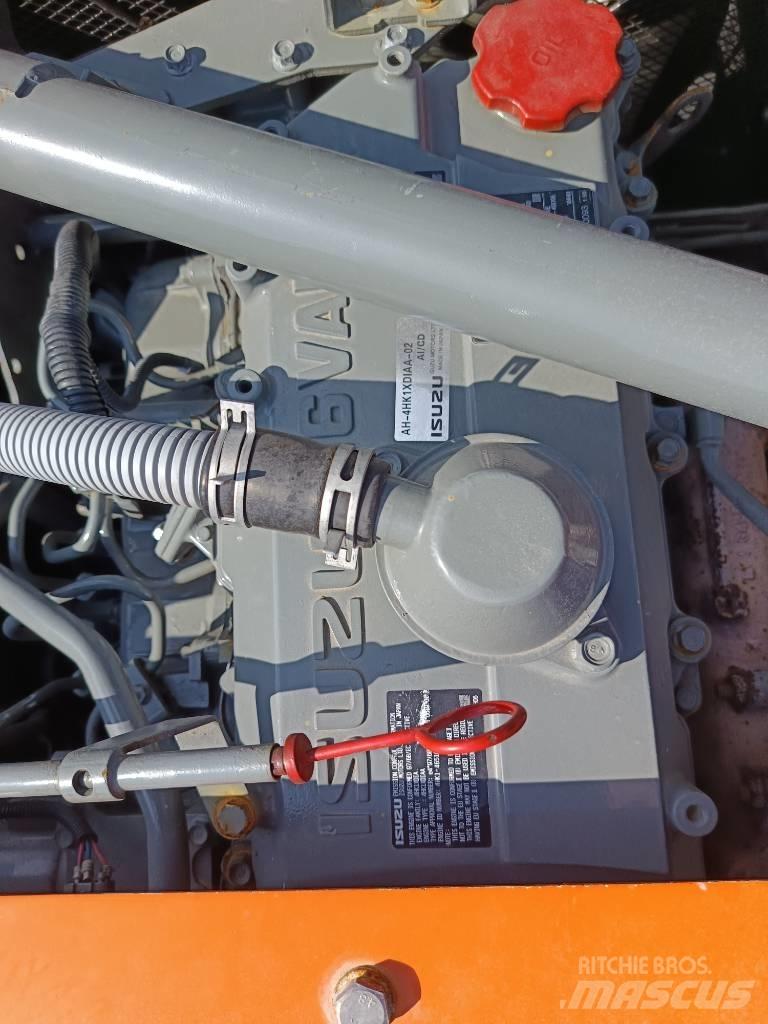 Hitachi ZX200 Pásové rýpadlá