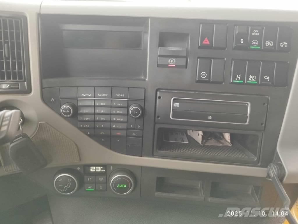 Volvo VTA3T Ťahače