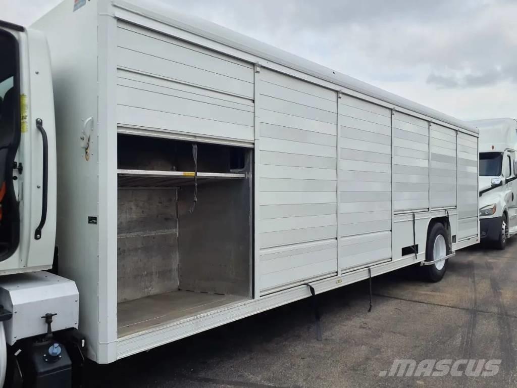 International 4300 Vozidlá pre prepravu nápojov