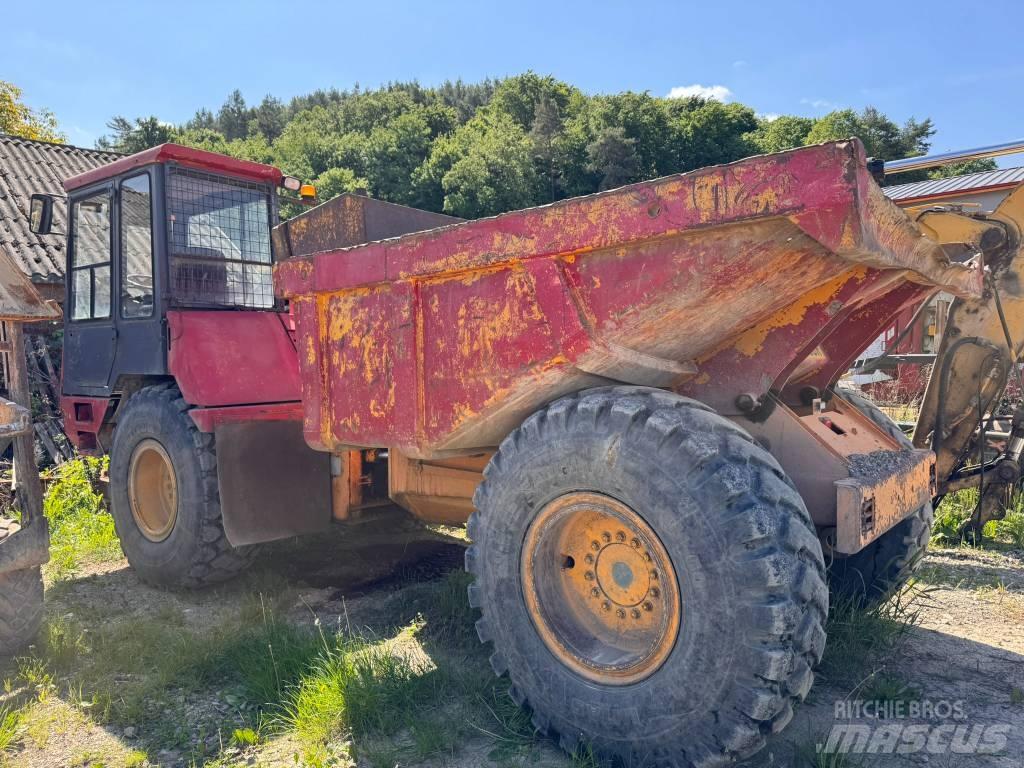 JCB 712 Kĺbové nákladné autá