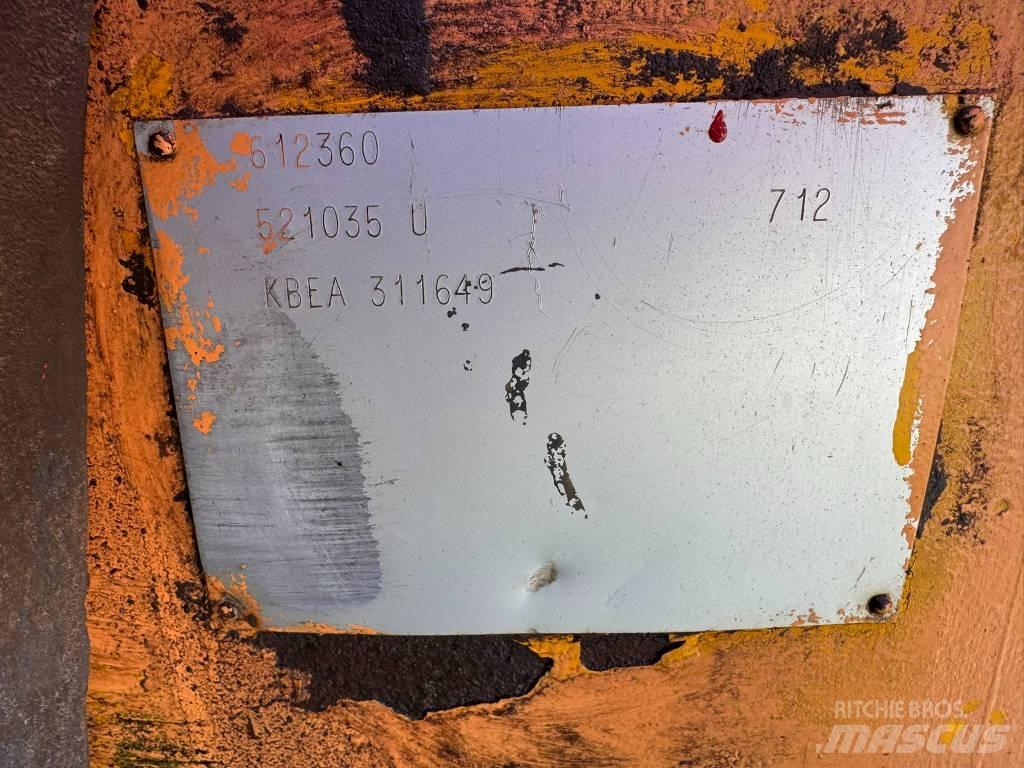 JCB 712 Kĺbové nákladné autá