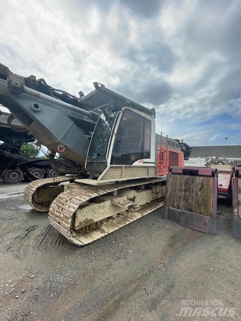 Liebherr LRB 155 Pilierovej žeriav