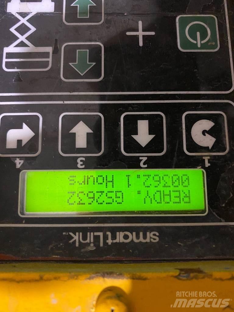 Genie GS 2632 Nožnicové zdvíhacie plošiny