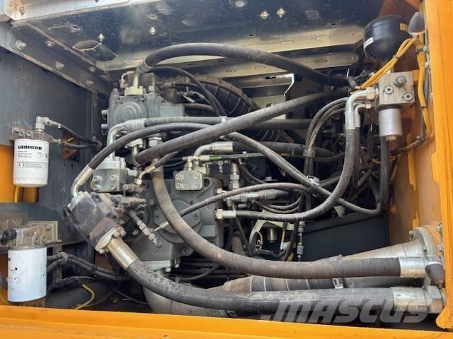 Liebherr R 926 LC Pásové rýpadlá