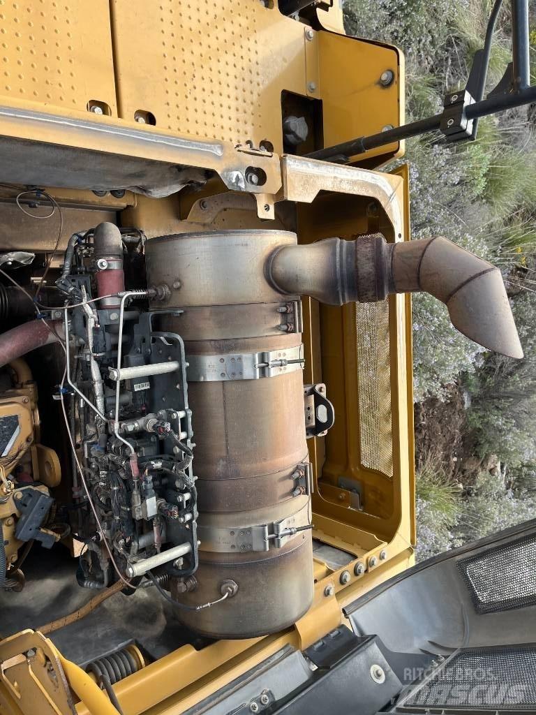 CAT 329 E Pásové rýpadlá