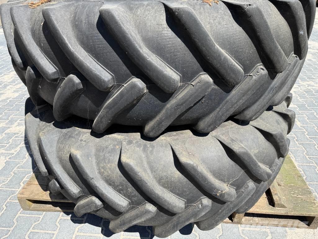 Michelin 20.8x38 Pneumatiky, kolesá a ráfiky