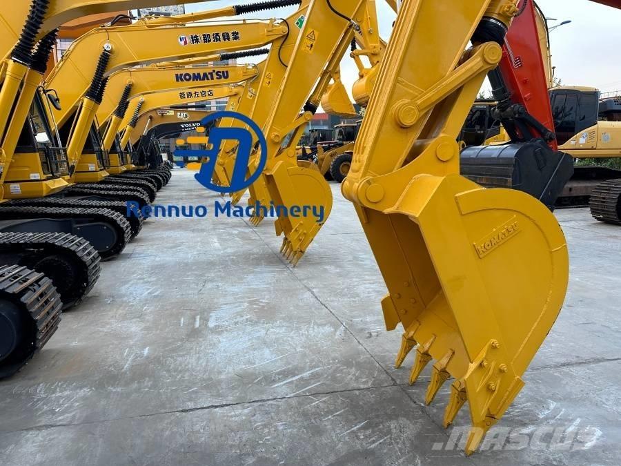 Komatsu PC 220-8 Pásové rýpadlá