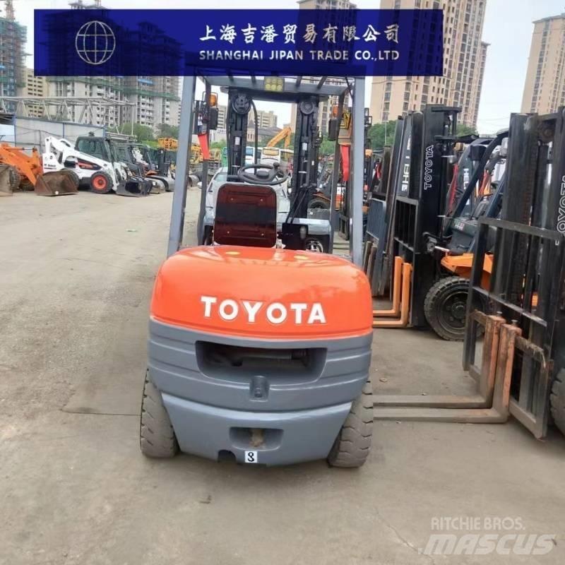 Toyota 6 F Dieselové vozíky