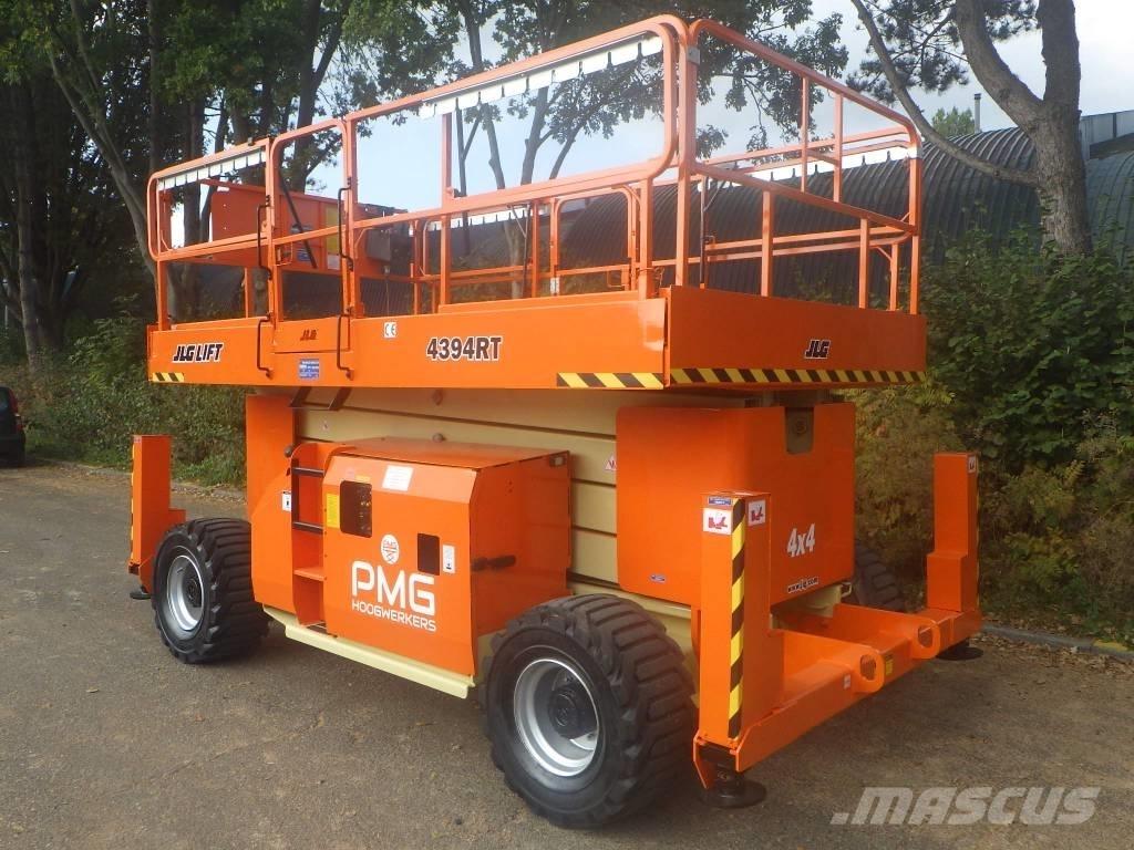 JLG 4394RT Nožnicové zdvíhacie plošiny