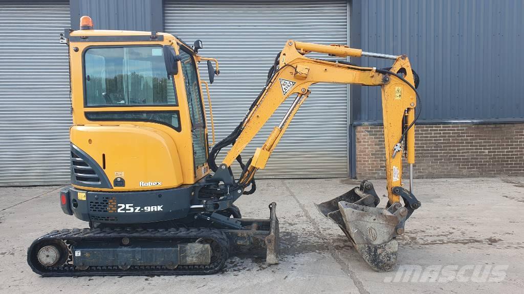Hyundai R25Z-9 AK Mini rýpadlá < 7t