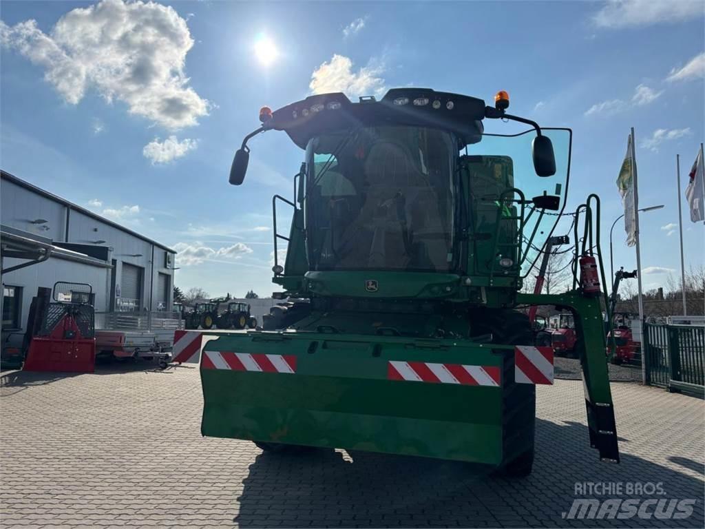 John Deere T550 Kombinované zberacie stroje