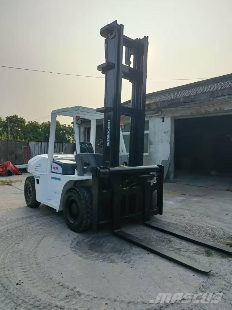 TCM FD 70 Z8 Skriňová nadstavba