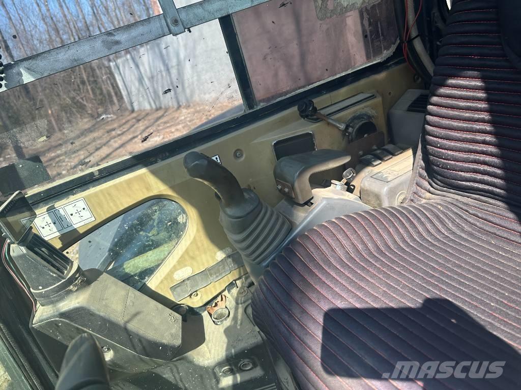 Hitachi ZX50 Pásové rýpadlá