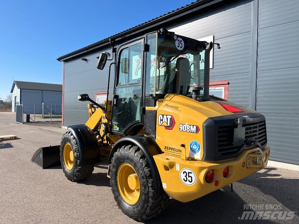 CAT 908M-22 1670Tim Kolesové nakladače