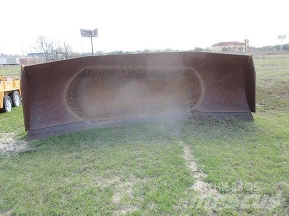 CAT 988 Blade Radlice