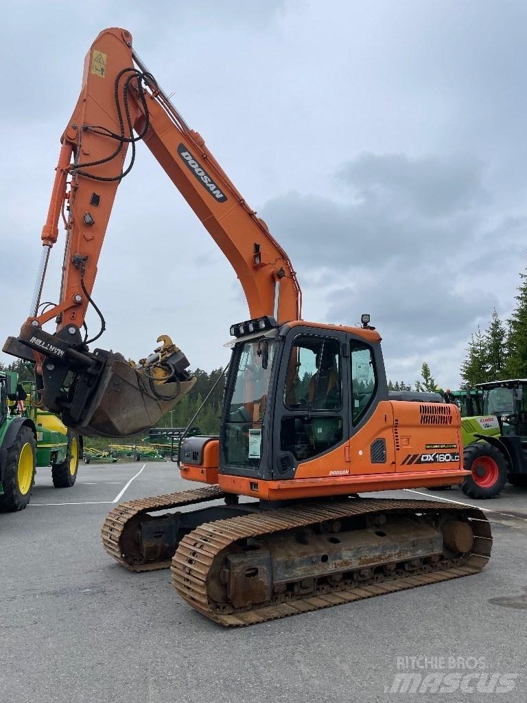Doosan DX 160 Pásové rýpadlá