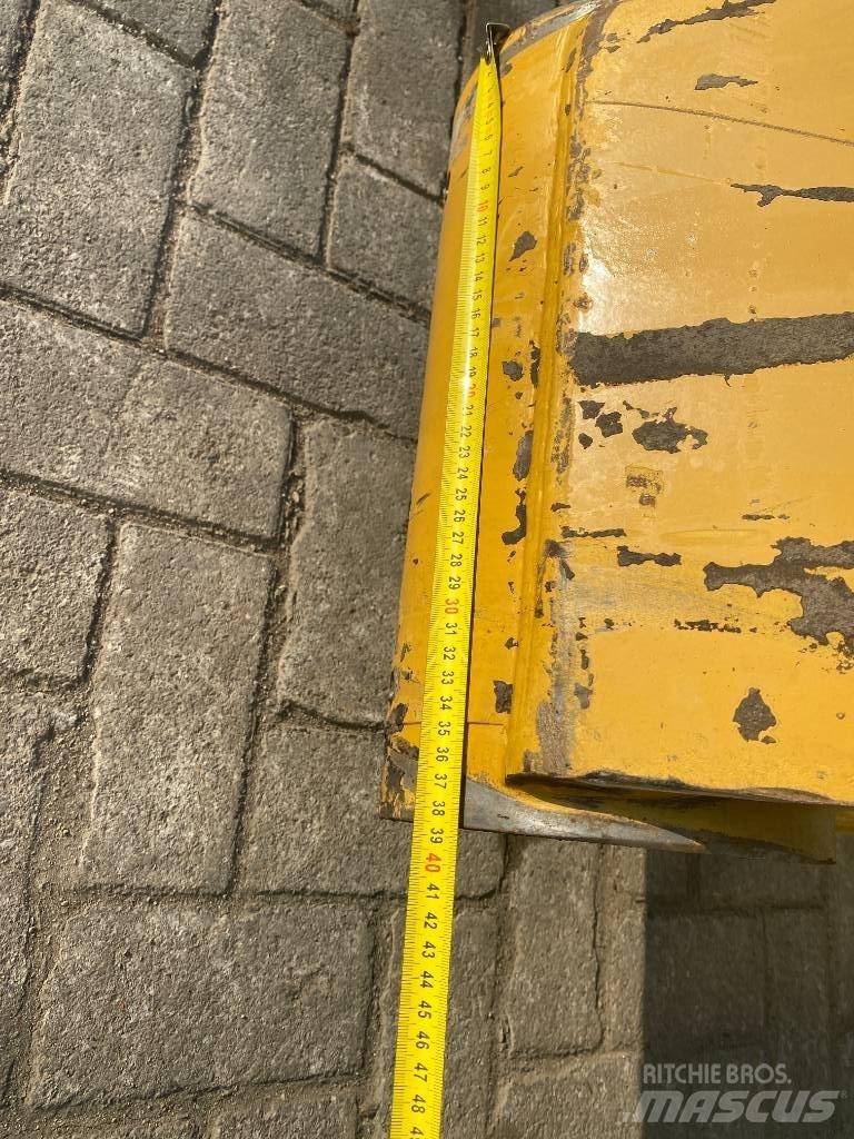 CAT Overslag arm Hĺbkové lopaty