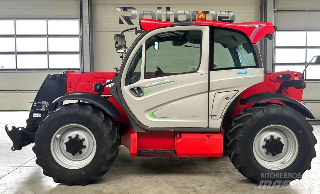 Manitou 840-145 PS Teleskopické kolesové nakladače