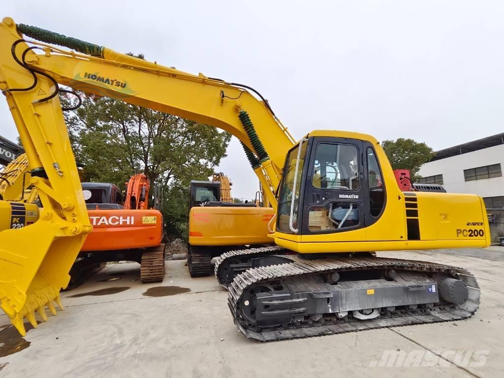 Komatsu PC 200-6 Pásové rýpadlá