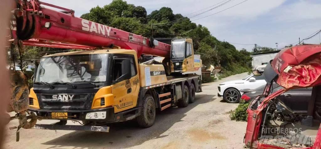 Sany STC250T Kladkostroje, navijaky a stavebné výťahy