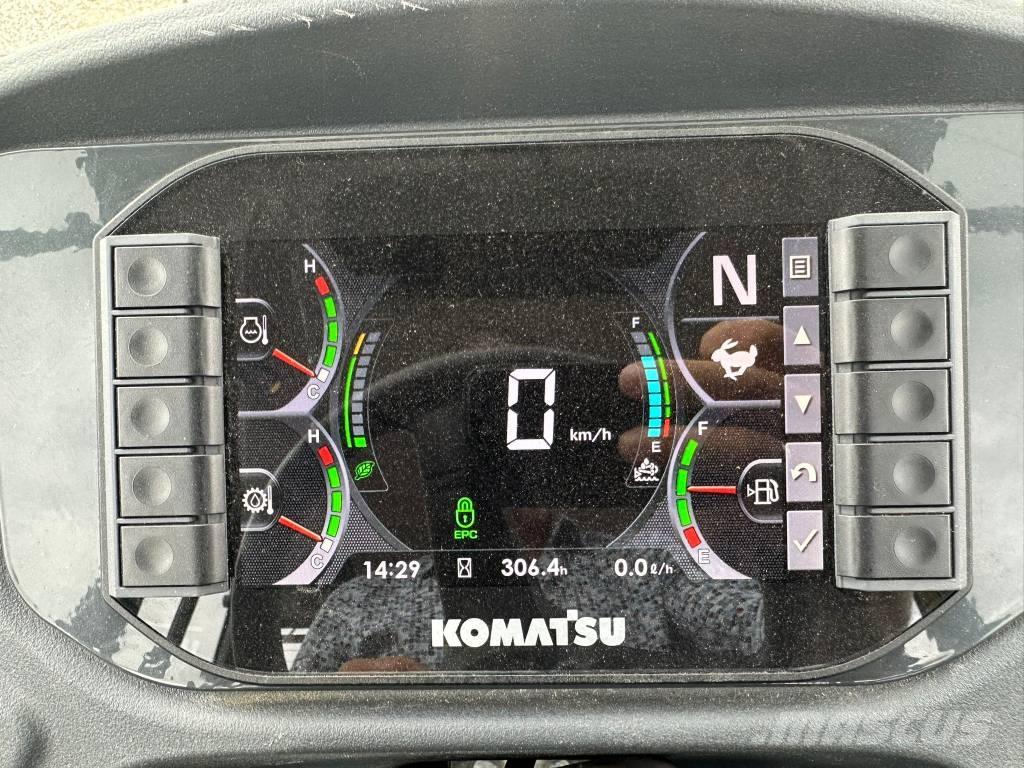 Komatsu WA 100 Kolesové nakladače
