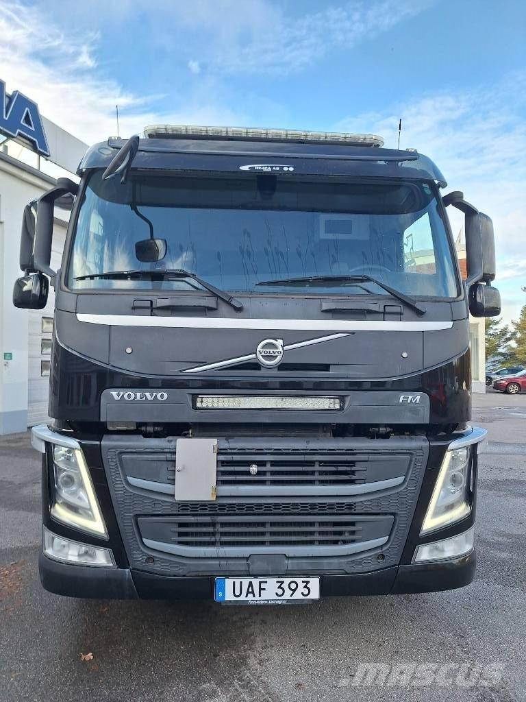 Volvo FM  6x2 Autožeriavy, hydraulické ruky