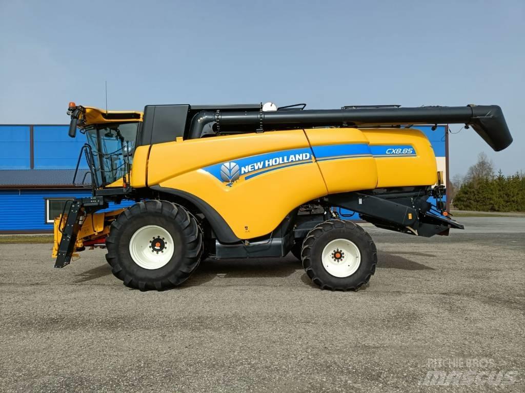 New Holland CX 8.85 Kombinované zberacie stroje