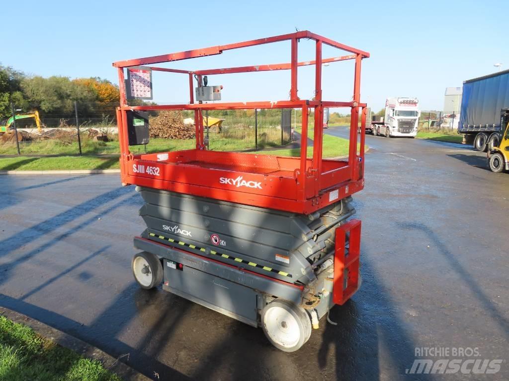 SkyJack SJ III 4632 Nožnicové zdvíhacie plošiny