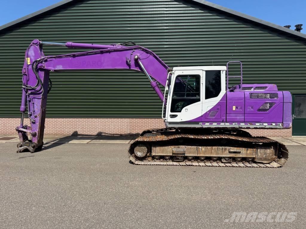 Hyundai HX 260 L Pásové rýpadlá