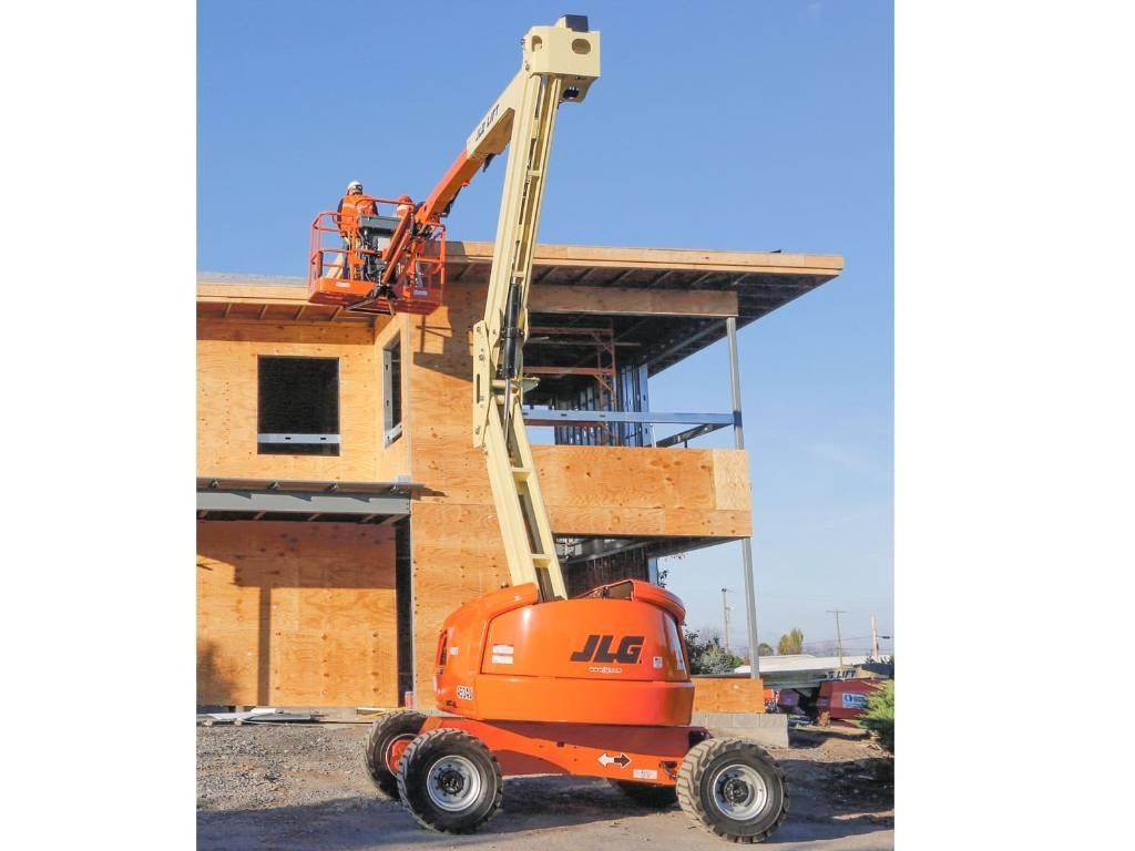 JLG 450 AJ Kĺbové plošiny