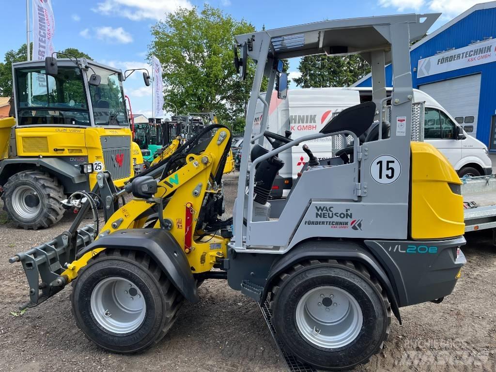 Wacker Neuson WL 20e Kolesové nakladače