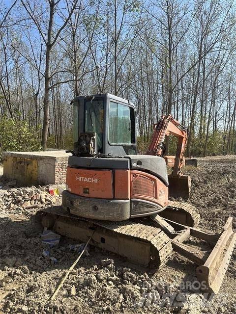 Hitachi ZX50 Pásové rýpadlá