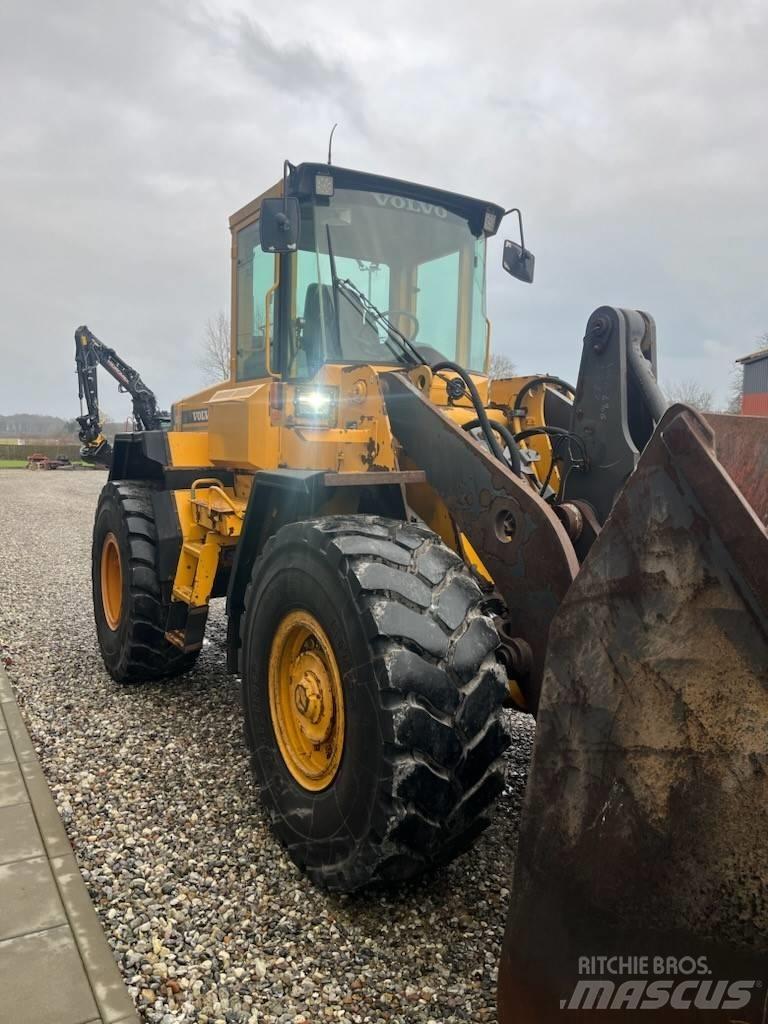 Volvo L 90 Kolesové nakladače