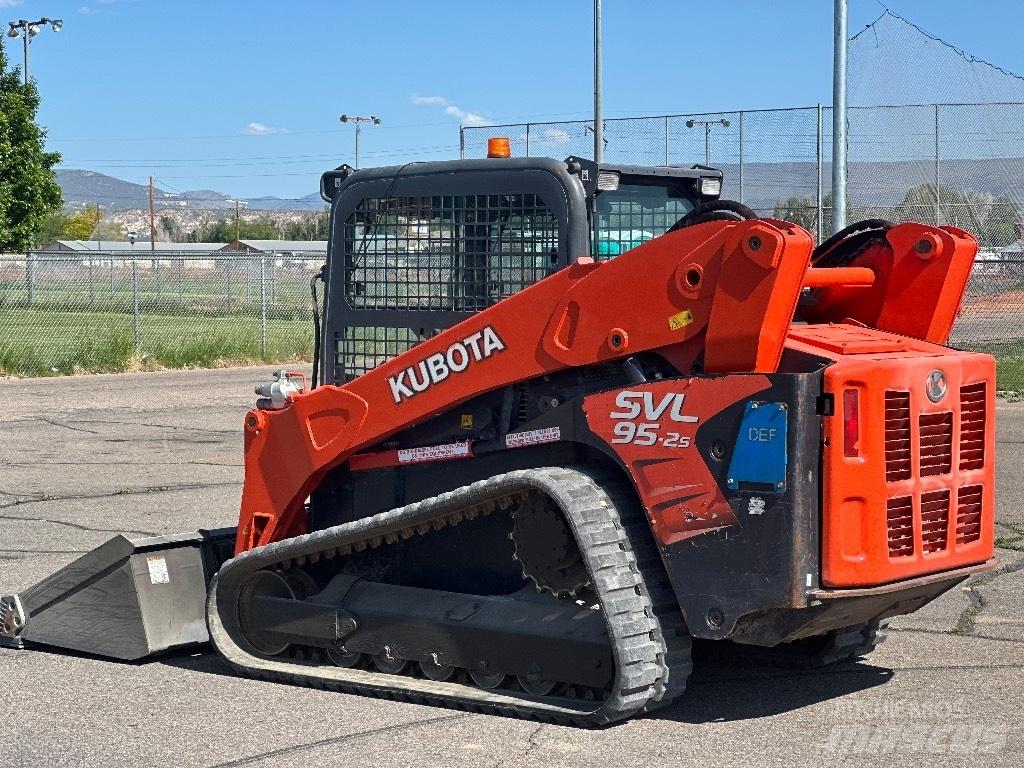 Kubota SVL 95-2 S Šmykom riadené nakladače
