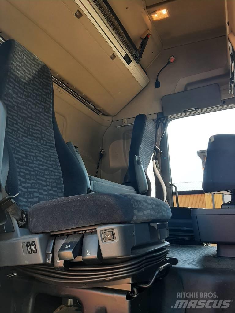 Scania R 560 Nákladné vozidlá na prepravu dreva