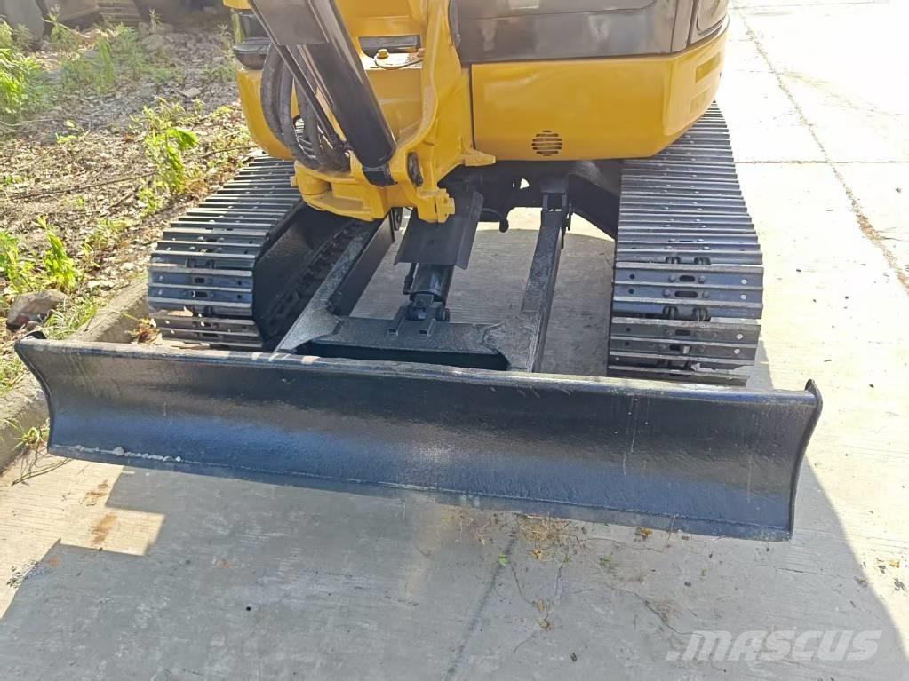 CAT 304 CR Mini rýpadlá < 7t