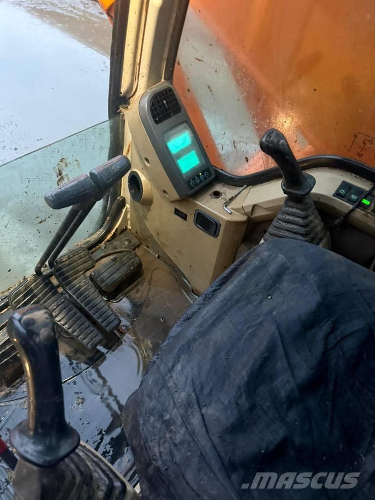 Doosan DX 140 LC Pásové rýpadlá