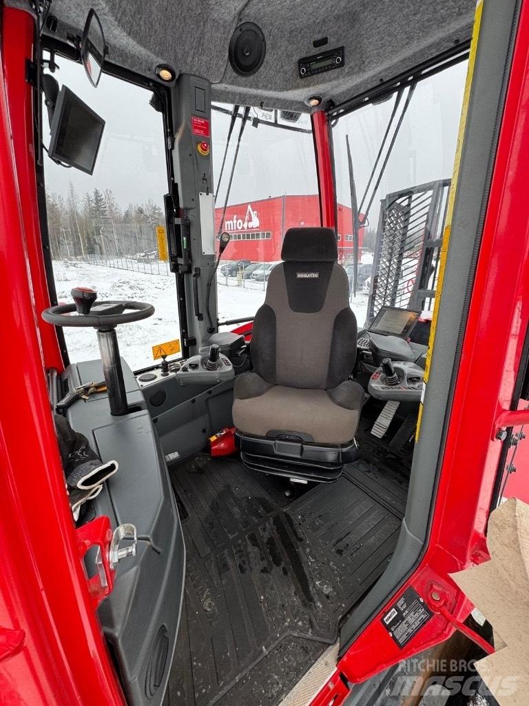 Komatsu 875 Lesné traktory