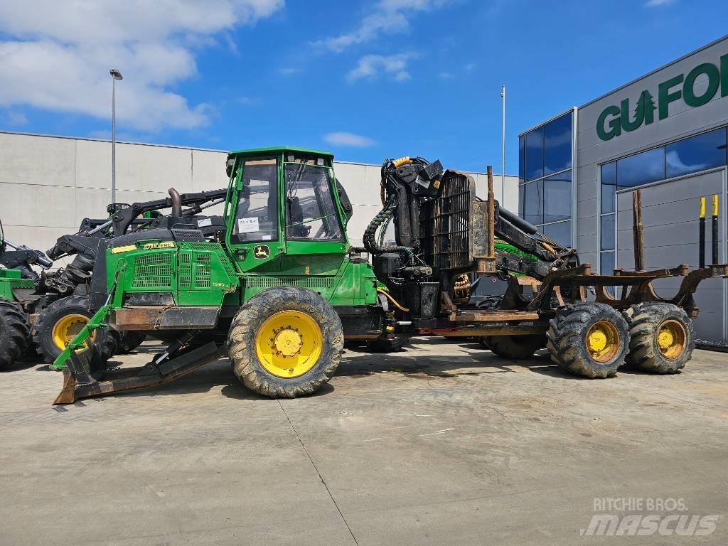 John Deere 1510G Lesné traktory