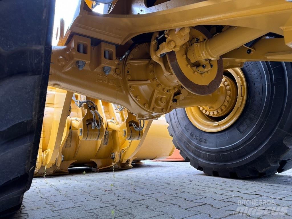 CAT 980 XE Kolesové nakladače